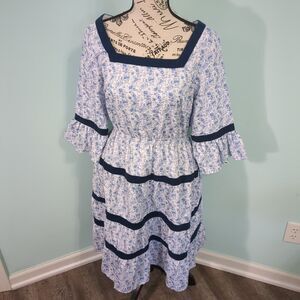 Busy Bees Smocks Cottage Core Floral Tiered Dress medium blue